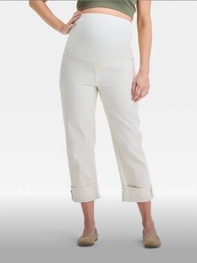 Isabel Maternity by Ingrid & Isabel Cream Cropped Roll-Cuff Maternity Pants